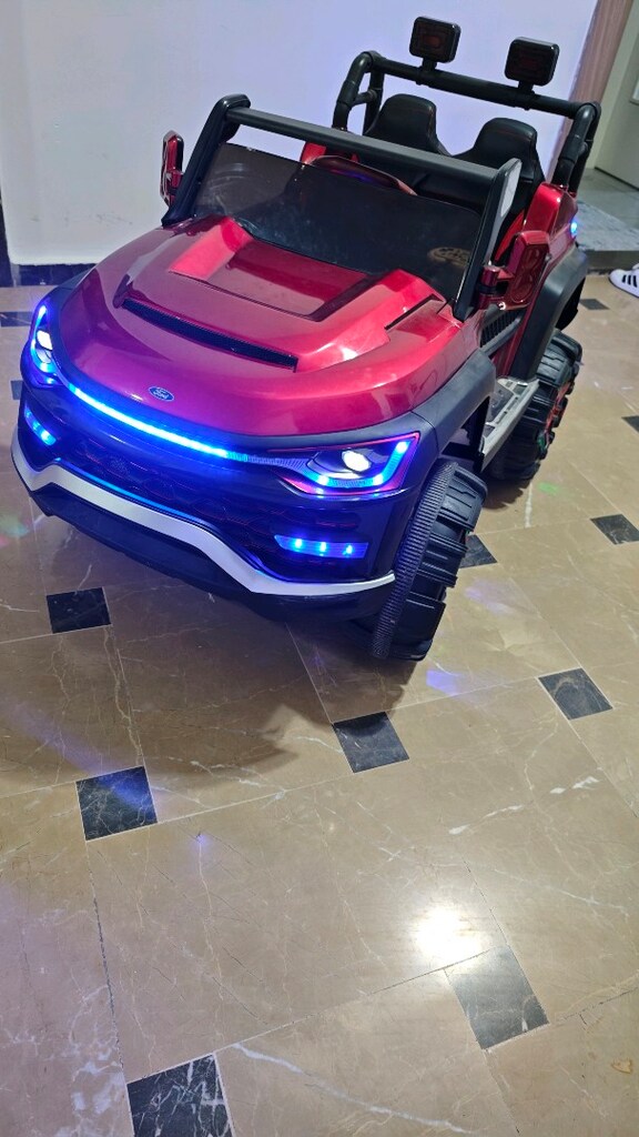 Ford 4 tekerden çekişli akülü araba - 3