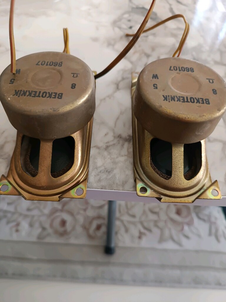 hoparlör 2 adet sağlam - 5