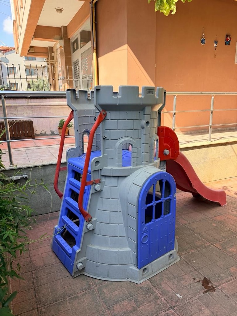 PİLSAN ÇOCUK OYUN EVİ & KAYDIRAK – TEMİZ - 3