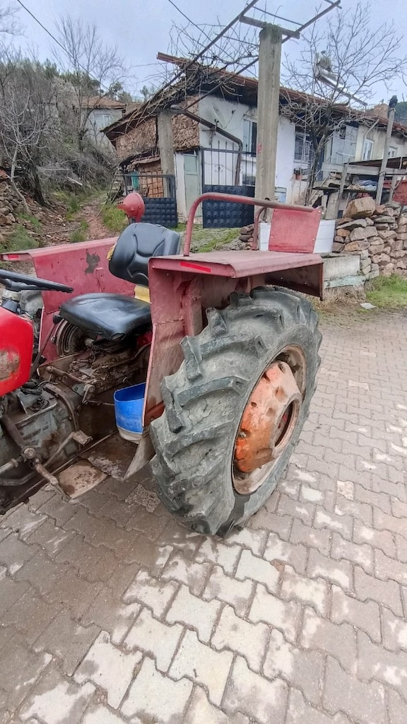 1971 model Massey Ferguson 135 - 3