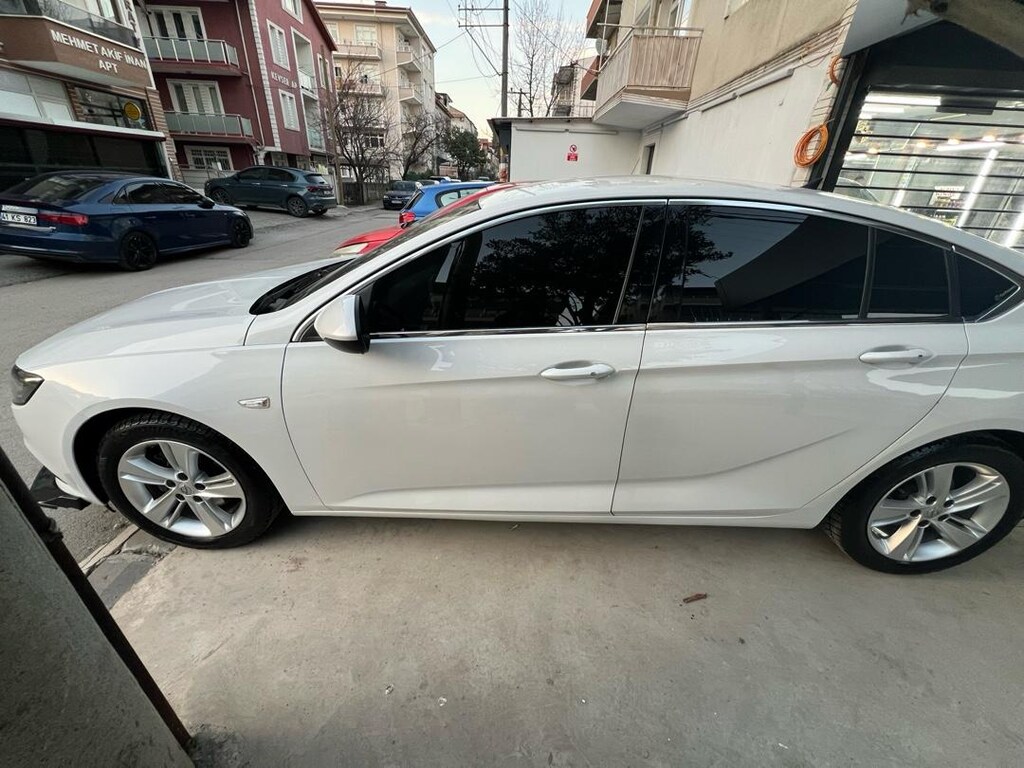Opel insignia grandsport 2020 model 1.6 cdti - 6