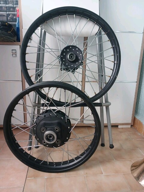 Arora CR 250 Enduro Cross Motor Jant Lastik Seti