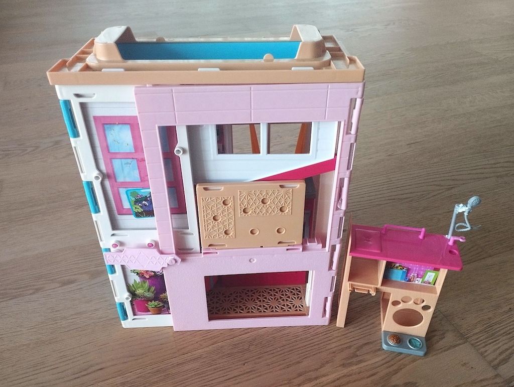 Barbie’nin portatif evi + Evcil hayvanı - 12