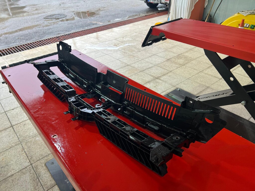 VOLKSWAGEN POLO ÖN TAMPON TUTUCU ORTA - 8