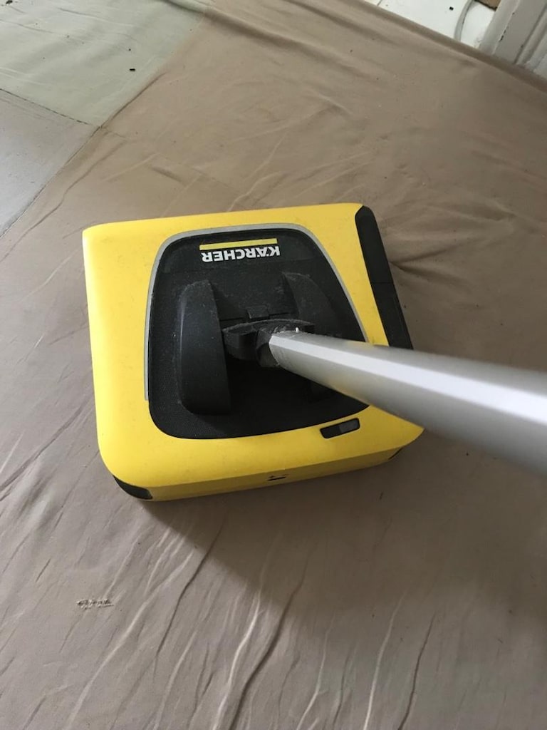 KARCHER KB-5 ŞARJLI DİKEY SÜPÜRGE- ŞARJLI GIR GIR - 5
