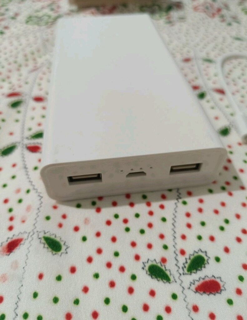 Mi. POVERBANK 20.000 MAH - 4