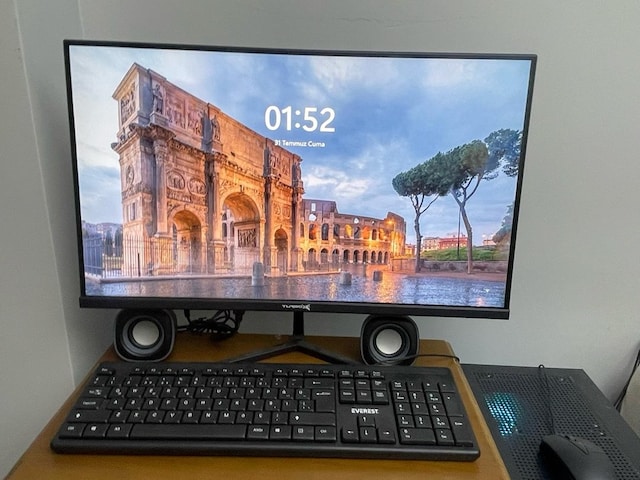 SIFIR AYARINDA ACİL SATILIK MASA ÜSTÜ PC