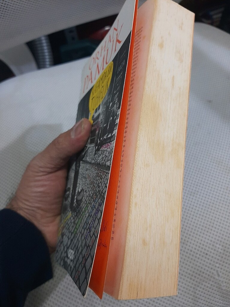 Orhan Pamuk (kafamda bir tuhaflık kitabı) - 9