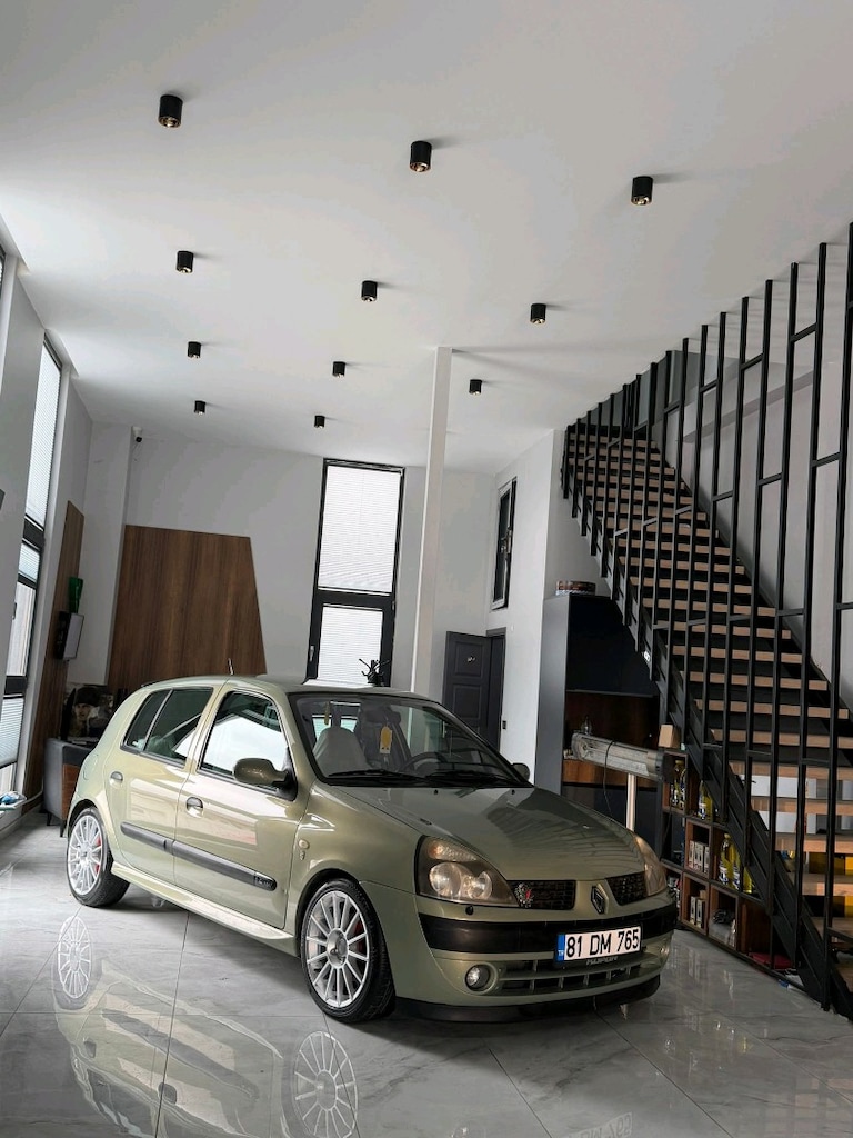 2004 model privilege - 2