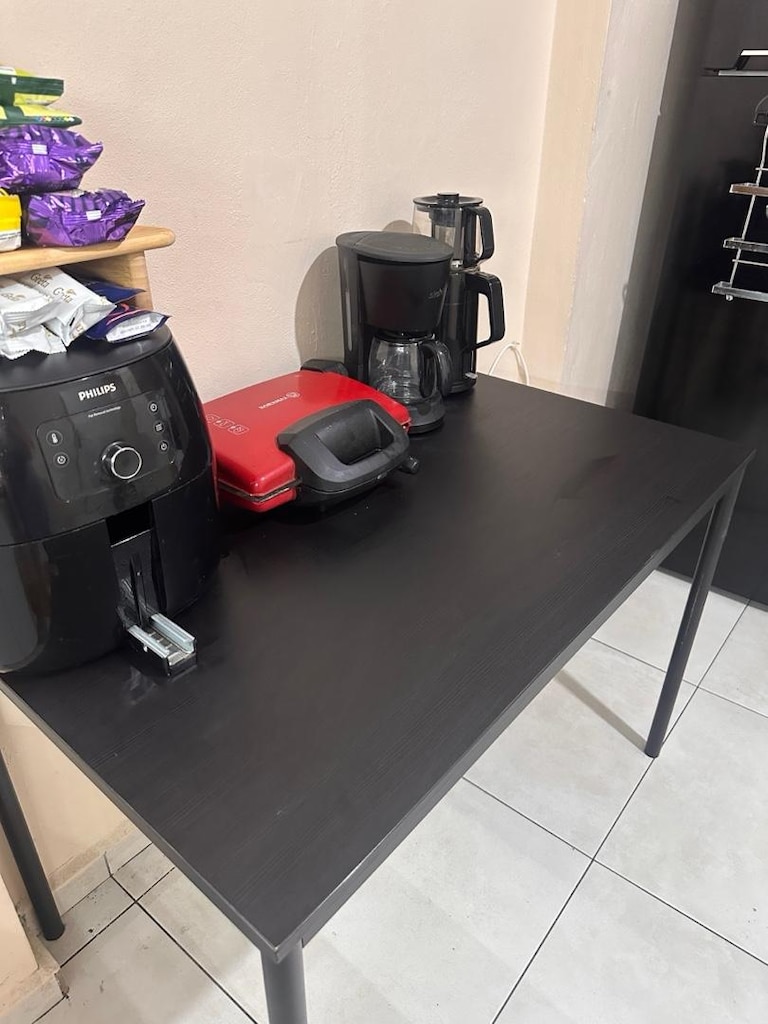 ıkea 4 kişilik yemek masası - 3