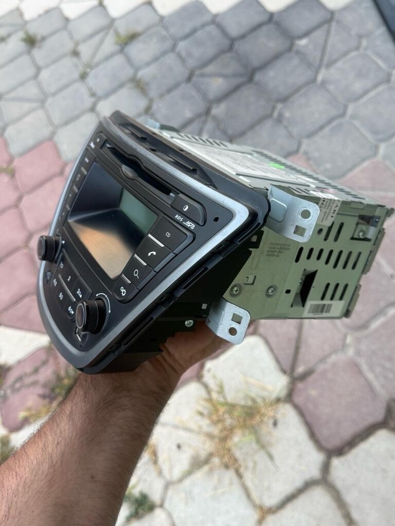 Hyundai Elentra Teyp Orjinal Bt Usb Aux Cd Hepsi Mevcut Temiz Çalışır - 3