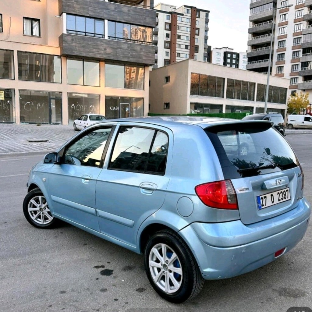 Mavi Hyundai Araba - 9