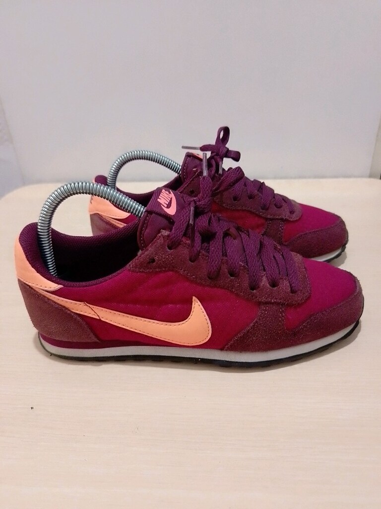 Orijinal Nike Sneaker...38 numara — görsel 2/9