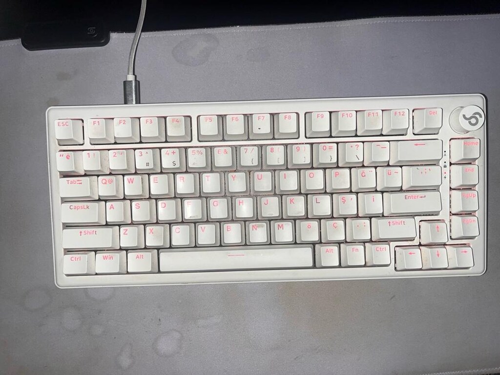 İPHONE İLE TAKAS OLUR KOMPLE SATILIK MASAÜSTÜ SET - 4
