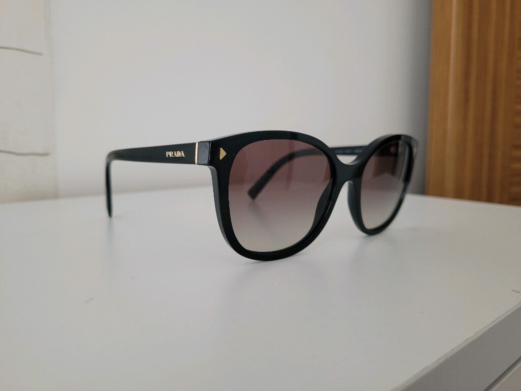PRADA GÜNEŞ GÖZLÜĞÜ - 2