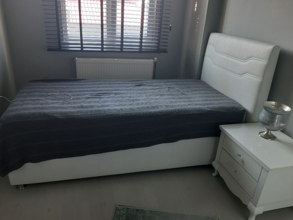 BAZA VE DOLAP KOMODİN - 2