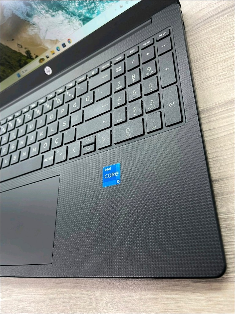TEMİZ SORUNSUZ HP LAPTOP - 3