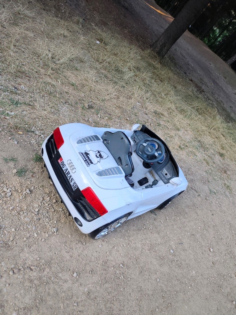 AUDİ AKÜLÜ ARABA - 3