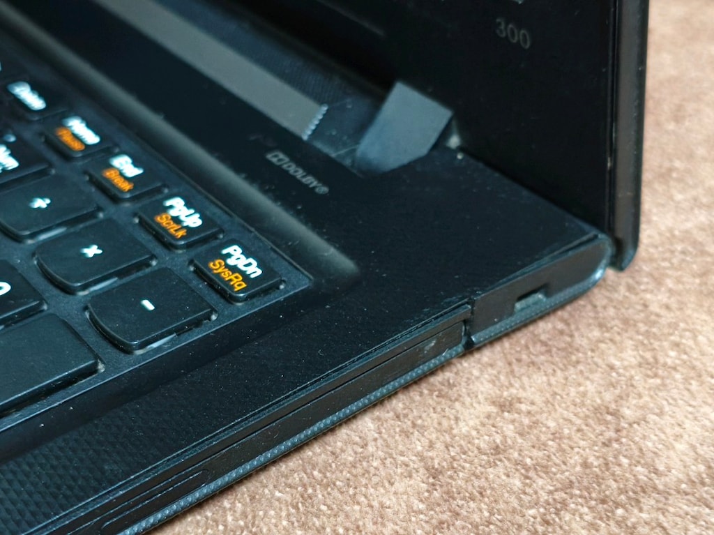 Lenovo laptop - 4