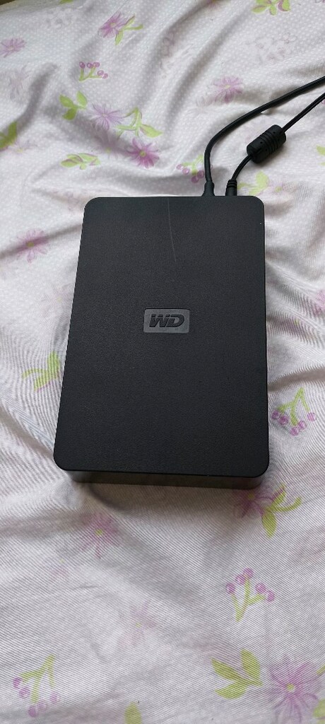 Western Digital 1 TB Harici Disk - Adaptörlü - 5