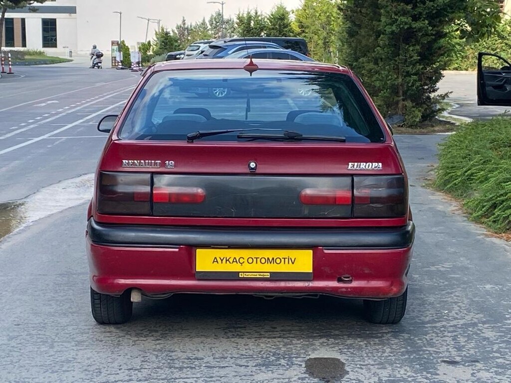 1.6 karbüratörlü Renault Europa - 8