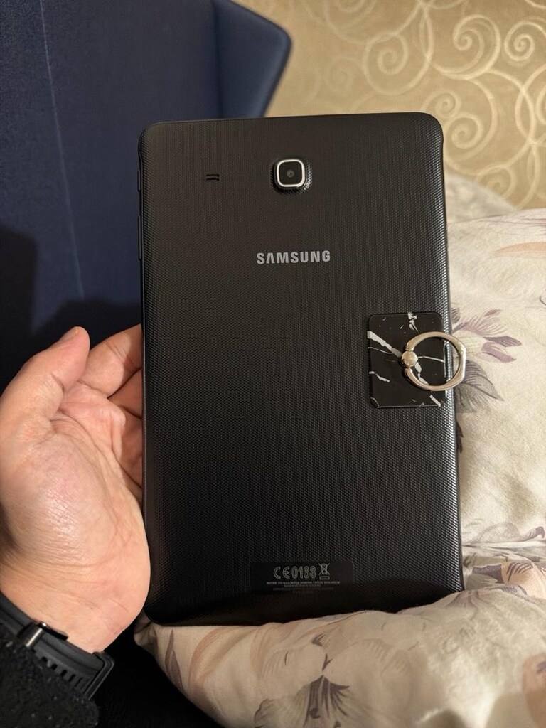 Samsung T-560- telefon ile takas olur - 2