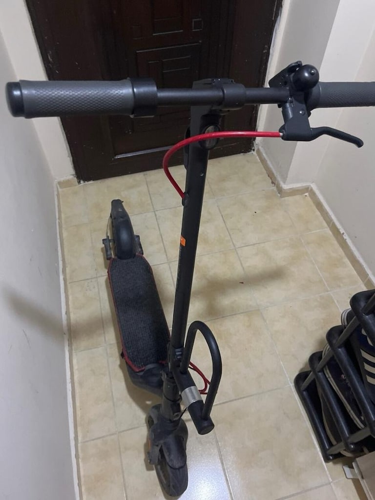 [TEMİZ / KUTULU / FULL SET] Segway Ninebot F2 Pro + Kask + Yale Kilit - 2