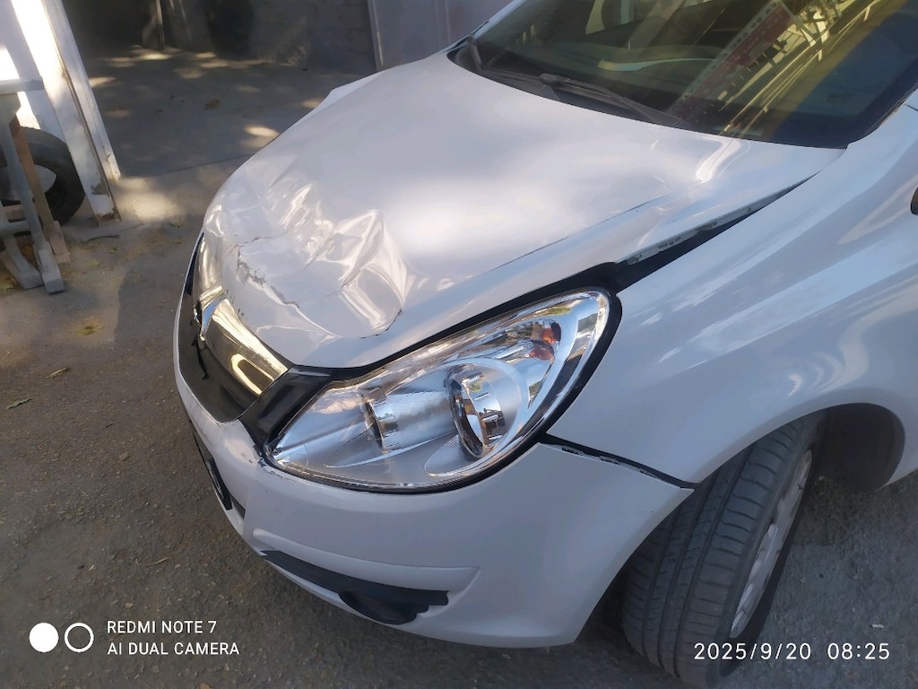 Opel Corsa 1.3 dizel.2008 manuel 335 binde - 9