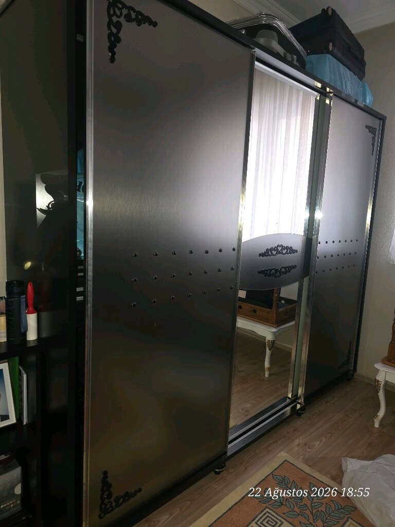 ÜÇ KAPILI SÜRGÜLÜ GARDROP - 8