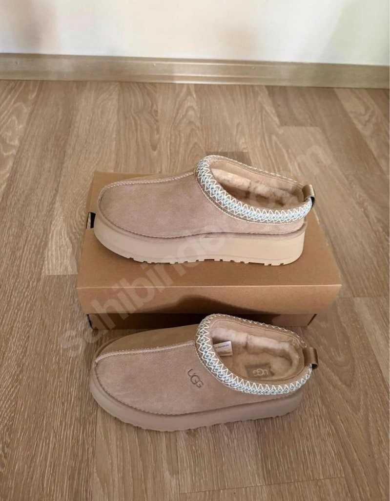 UGG Bot – Sıfır, Hiç Giyilmedi — görsel 3/6