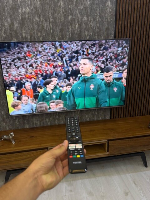 65 inç Vestel 21 aylık Tertemiz Android tv