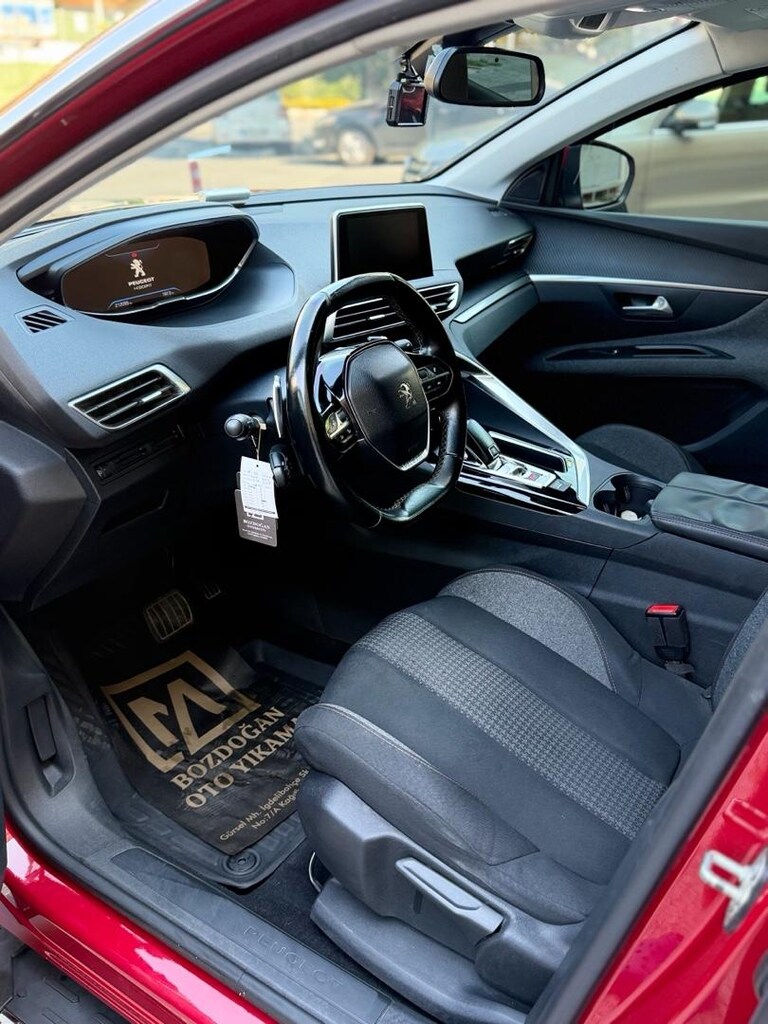 Değişensiz hasar kayıtsız otomatik 1.6 3008 - 8