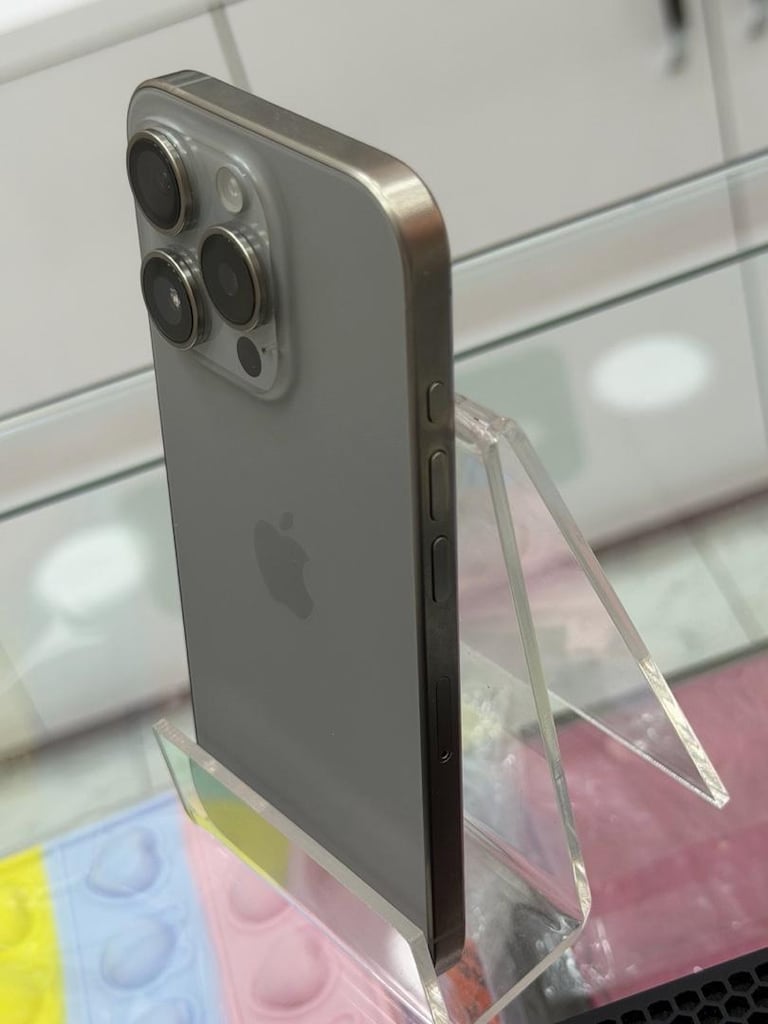 İphone 15 Pro 128 Gb - 3