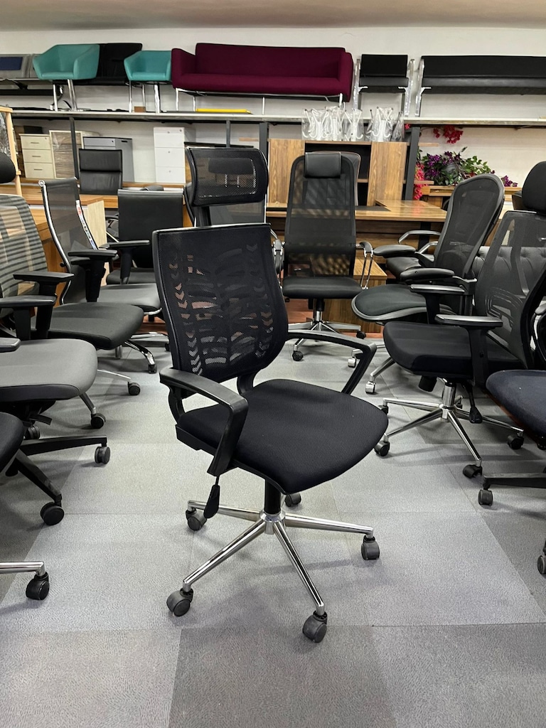 KLAS OFİS PENDİK SİYAH FİLELİ BAŞLIKLI METAL AYAKLI YÖNETİCİ - 2