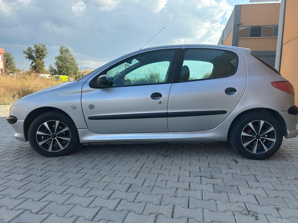 Peugeot 206 1.4 Benzinli OTOMATİK VİTES - 3