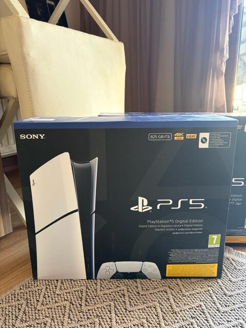 PS5 CFI2116 - 24 ay ithalatçı garantili - tek kol