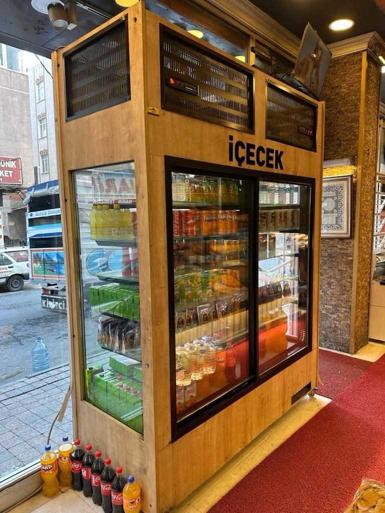 ÖZEL YAPIM 1 YIL KULLANILMIŞ PASTA CEPHE DOLABI VE 4 METRE TEZGAH - 13
