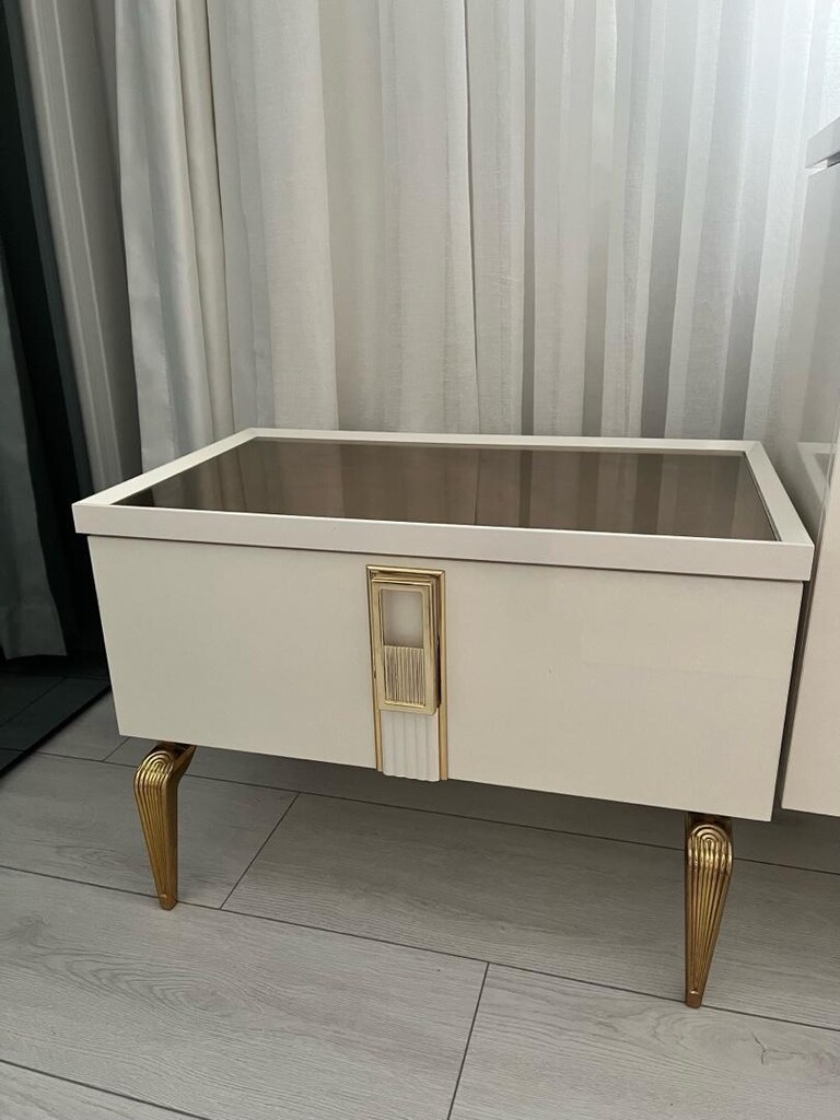 gold detaylı krem renk komodin - 6
