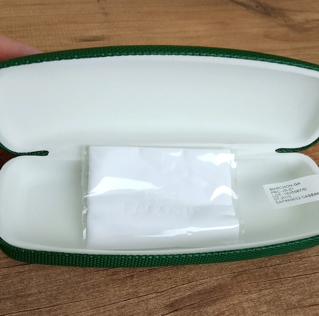 Lacoste gözlük kutusu - 4