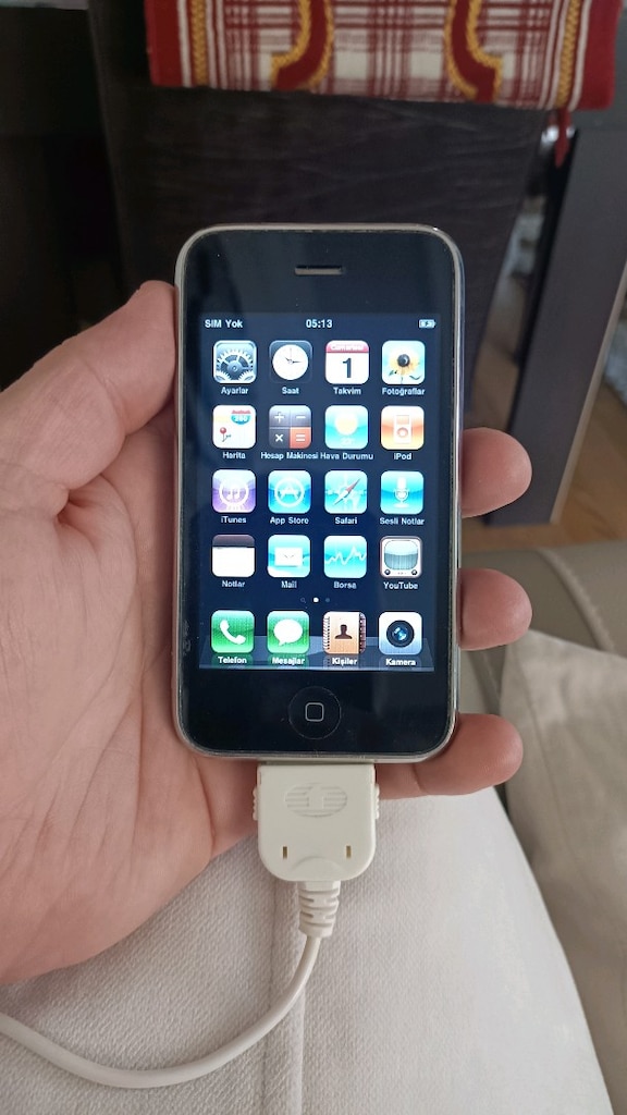 İphone 3g 16 gb ve Edifeir Standı son fiyat kısa süre geçerlidir