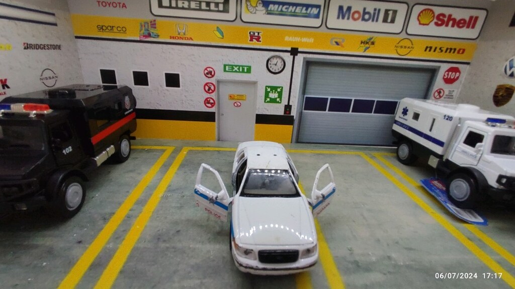 Ford Victoria polis arabası modeli metal diecast oyuncak araba - 8