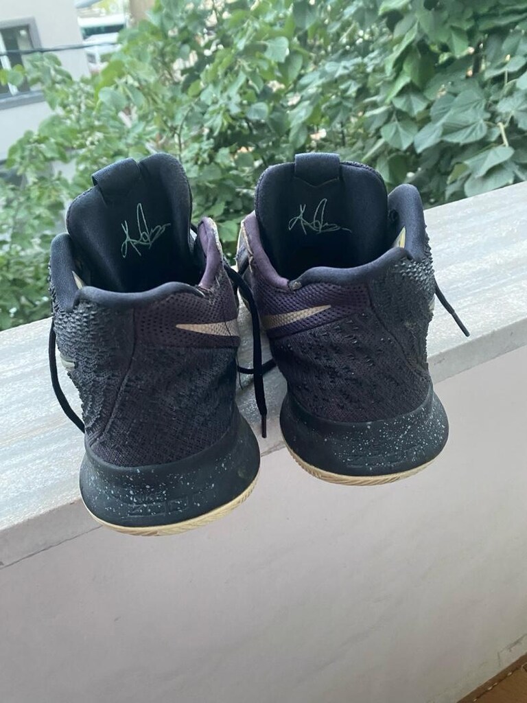 Nike Kyrie 3 Black Gum - 5