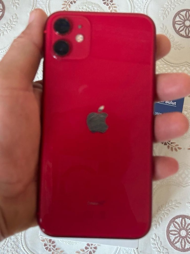 iPhone 11 kırmızı - 4