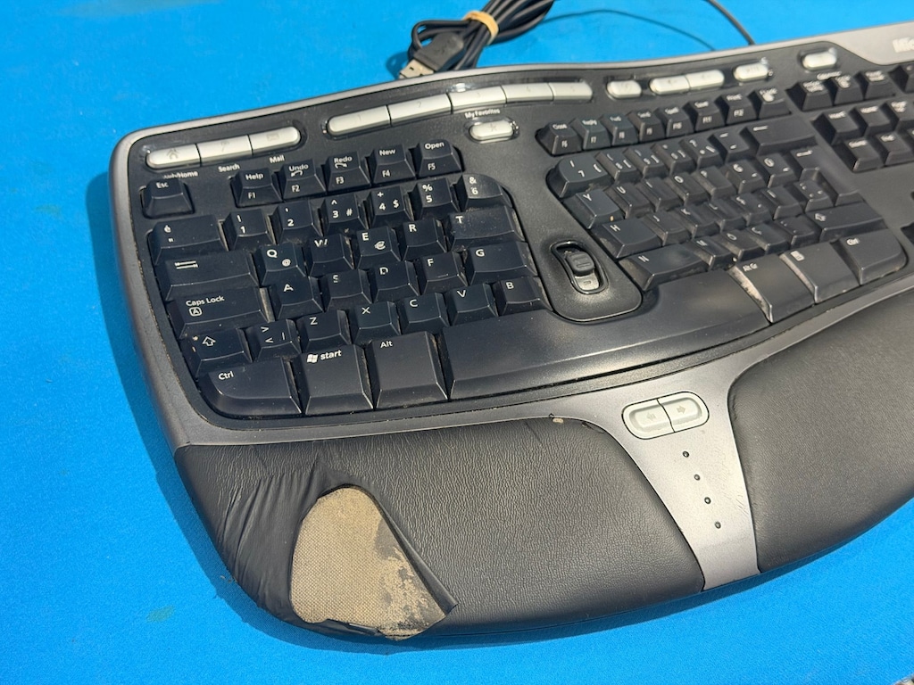 Microsoft Natural Ergonomic Keyboard 4000 v1.0 (Bakım gerekli) - 3