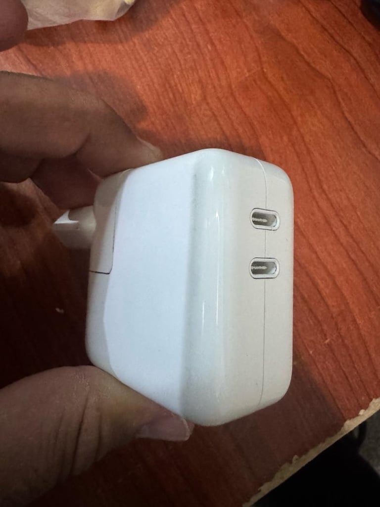 Apple 35 W orijinal şarj başlığı - 7