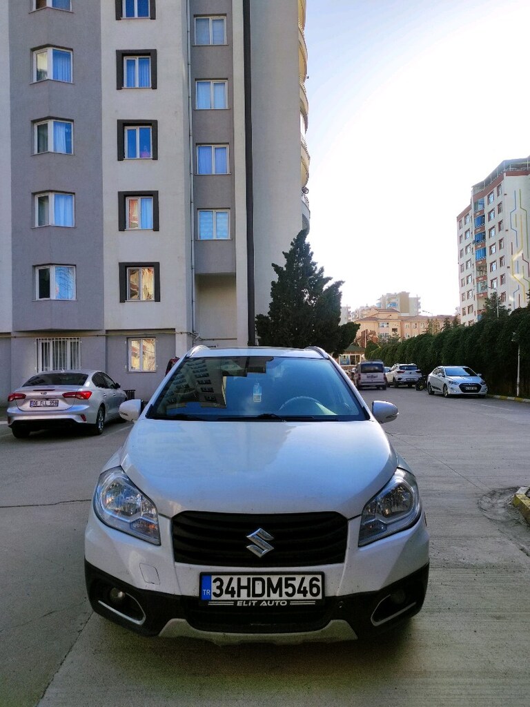 suzuki scross - 8