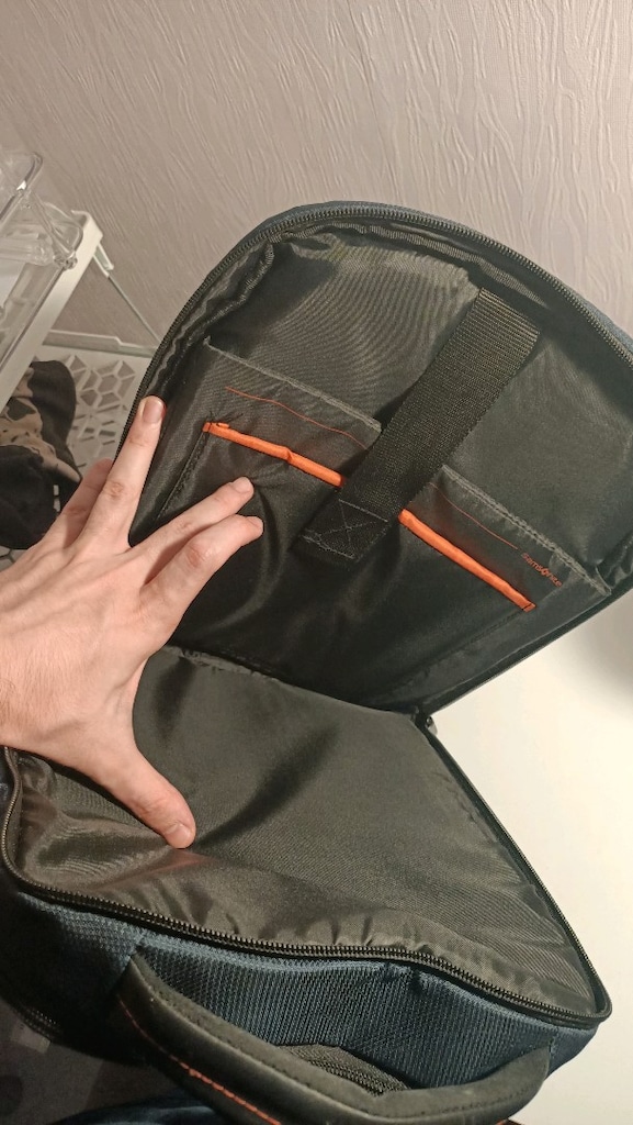 Samsonite 13inç / 14.1 inç Laptop Çantası /Notebook çantasıSamsonite 1 - 8