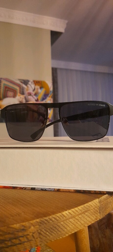 Emporio Armani - 8
