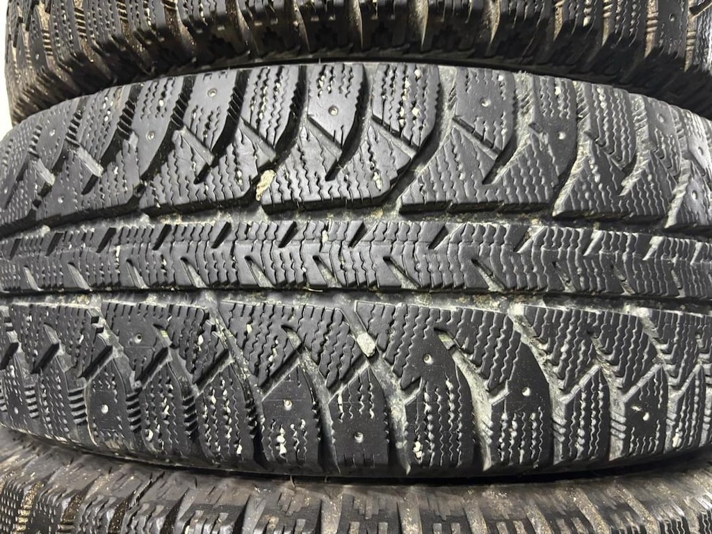 KAR PALETİ 4 Adet 185.65 r 14 LASSA Iceways-2 KIŞLIK TAKIM 2024 - 4