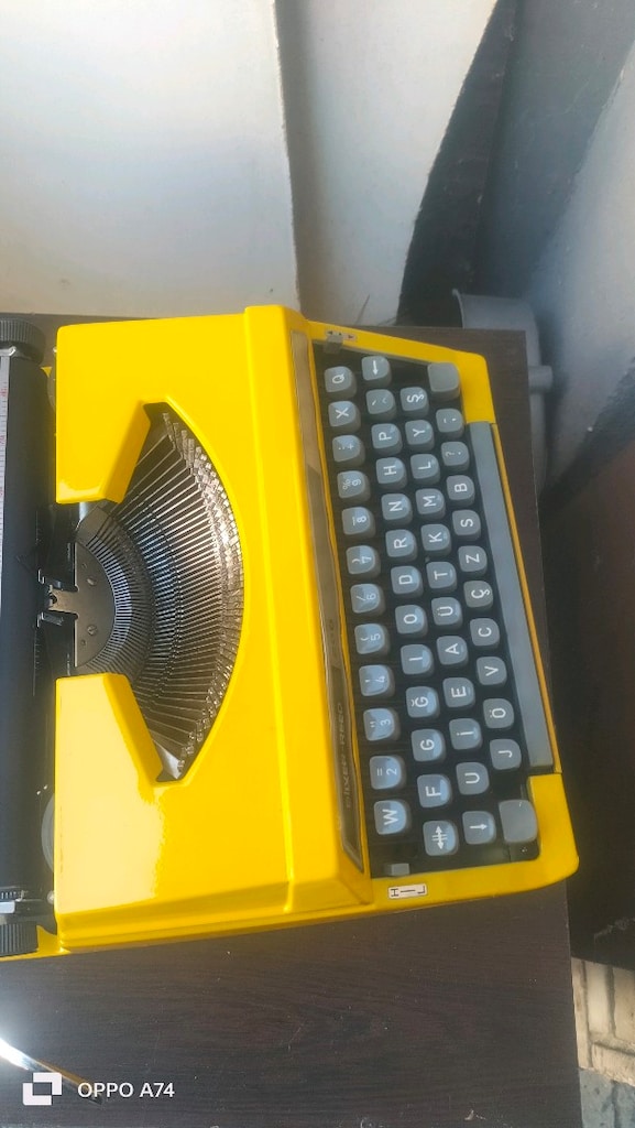 Retro Çantalı Daktilo - 5
